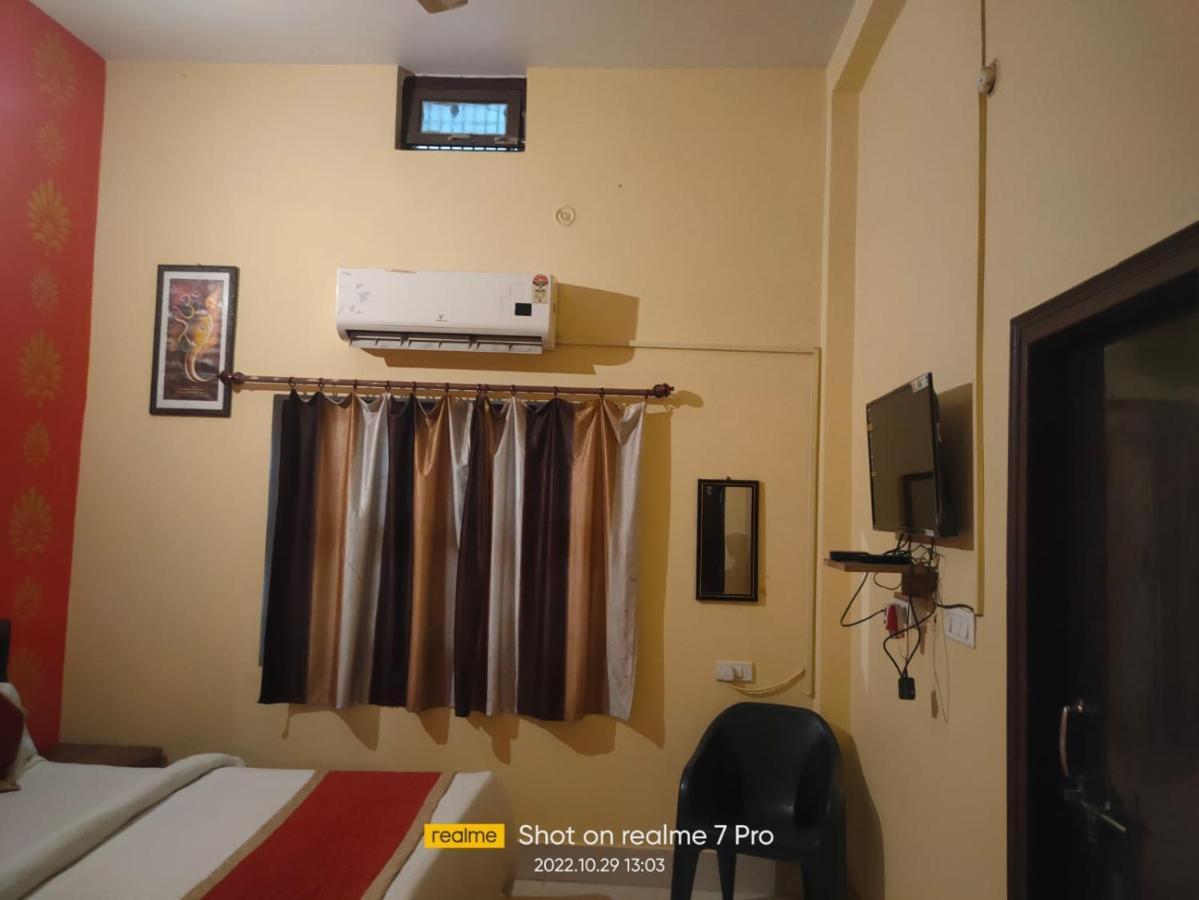 Gangotri Paying Guest House Varanasi Exterior photo
